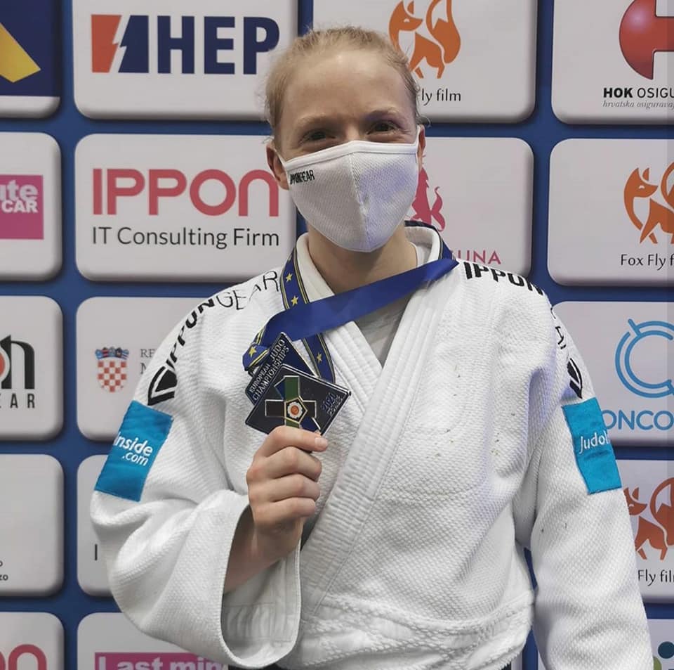 Meiden van goud voor Team IPPON GEAR Nederland